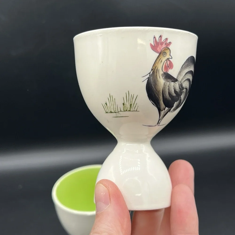 The Unbranded Brand vtg egg